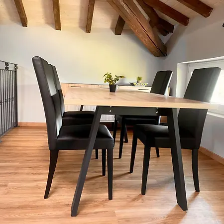 Domus 44
